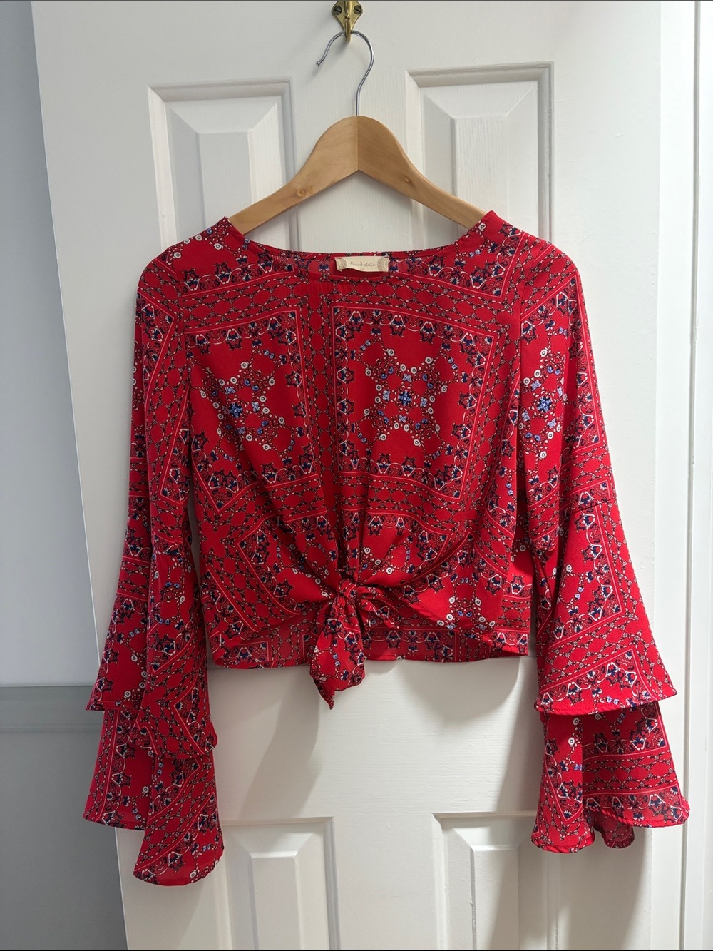 Women's Red Floral Front-Tie Bell-Sleeve Cropped Blouse